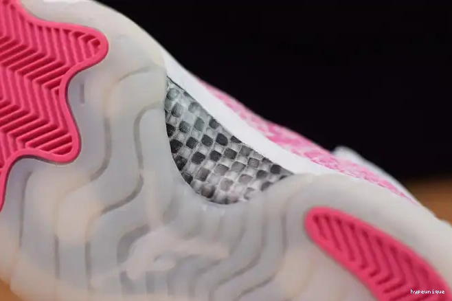 HYPE Low Jordan Pink AH7860-106 Air WMNS 11 Snakeskin 0618
